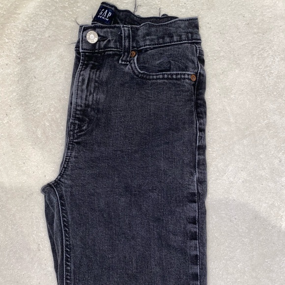 Gap Mom Jeans - Picture 3 of 3